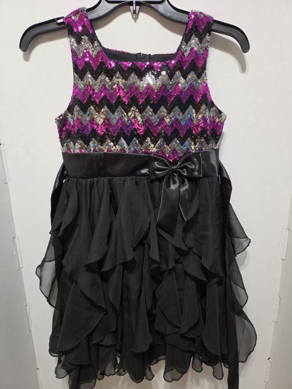 American Princess Size 12 Sequin Zip Flowy Skirt Dress Bow Accent and Underskirt